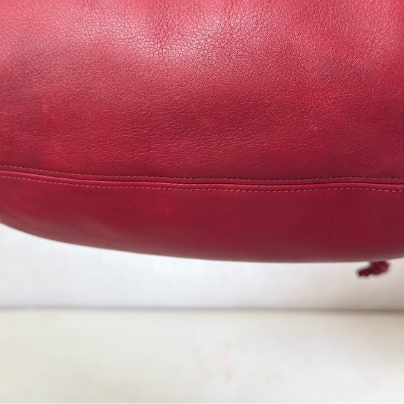 Vintage Coach bucket shoulder bag. - Picture 4 of 7